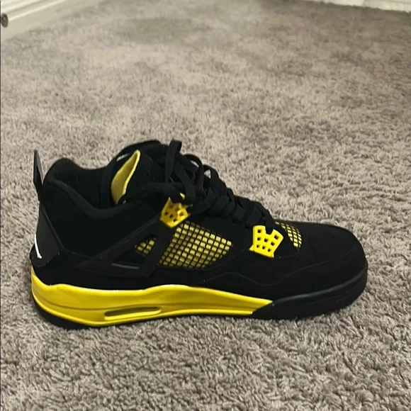 Jordan Men's Black and Yellow Sneakers - Picture 5 of 9